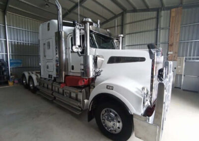 Mobile Truck and Machinery Detailing
